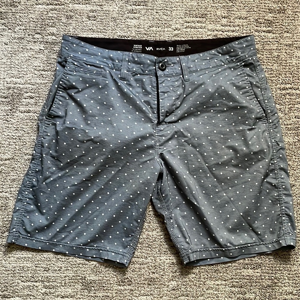 RVCA vintage stretch shorts- 33